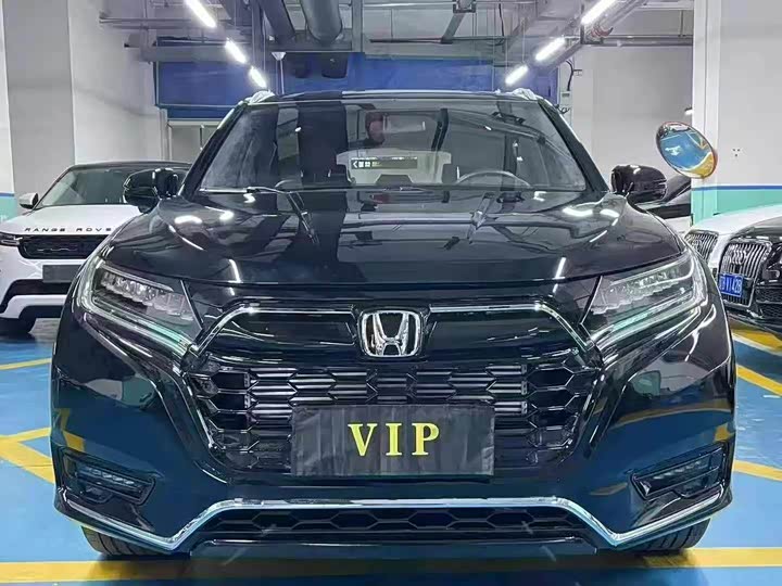Фото 2 - Honda UR-V