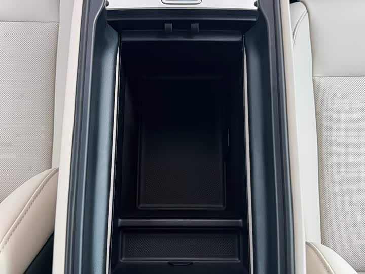 Фото 13 - Xiaomi YU7