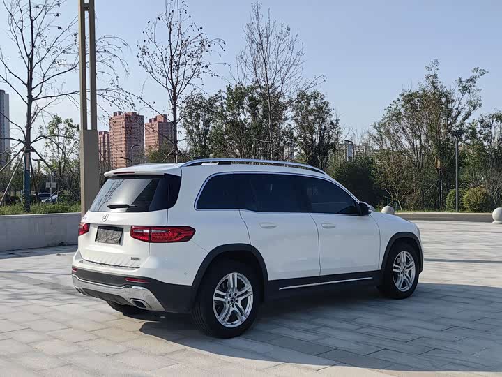 Фото 4 - Mercedes-Benz GLB-Class