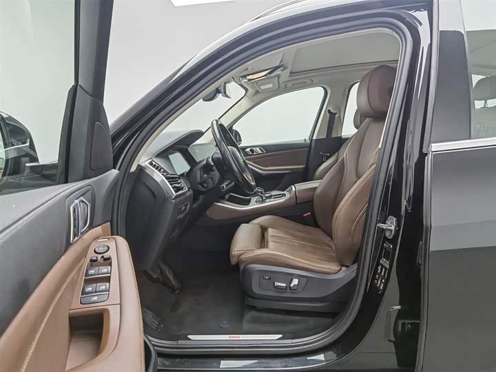 Фото 10 - BMW X5