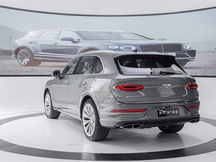 Фото 6 - Bentley Bentayga Hybrid
