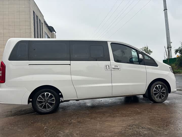 Фото 5 - JAC Refine M3