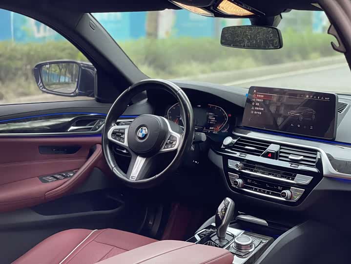 Фото 5 - BMW 5 Series