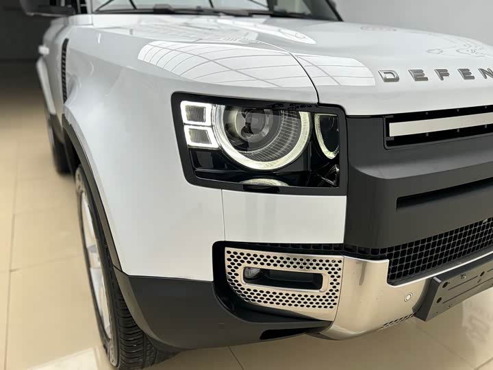 Фото 22 - Land Rover Defender