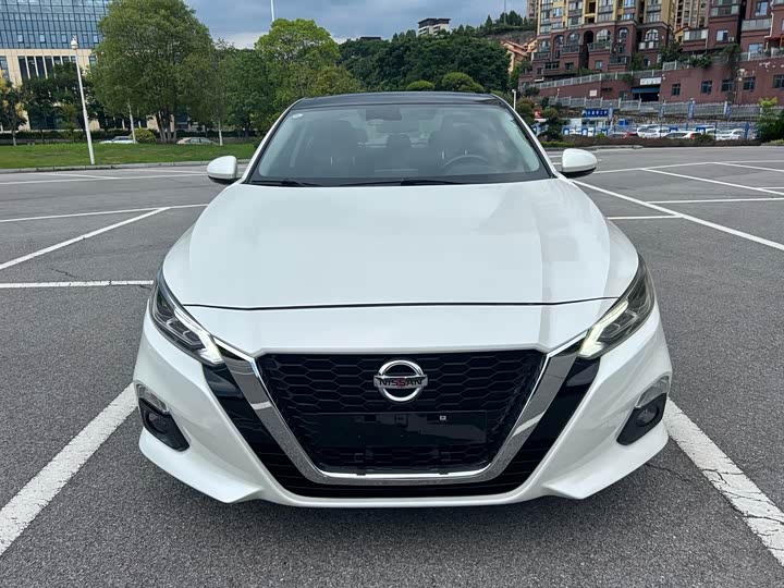 Фото 2 - Nissan Teana