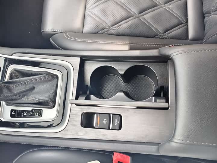 Фото 7 - Changan Raeton CC