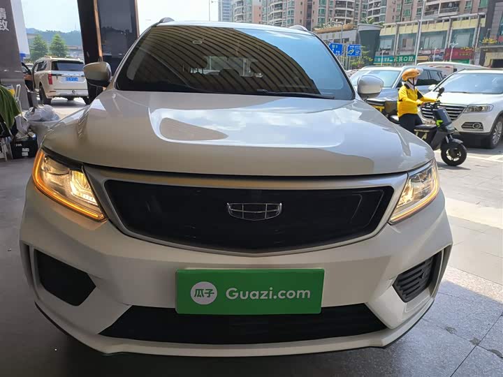 Фото 3 - Geely Vision X6