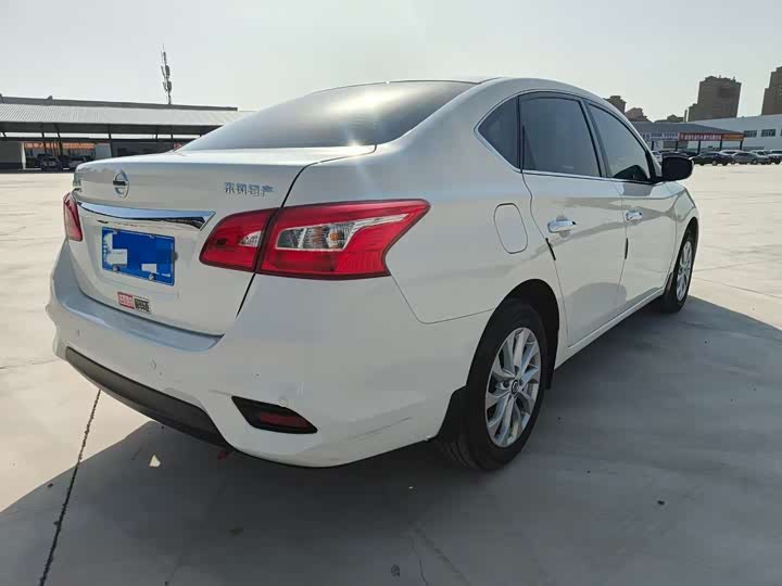 Фото 7 - Nissan Sylphy