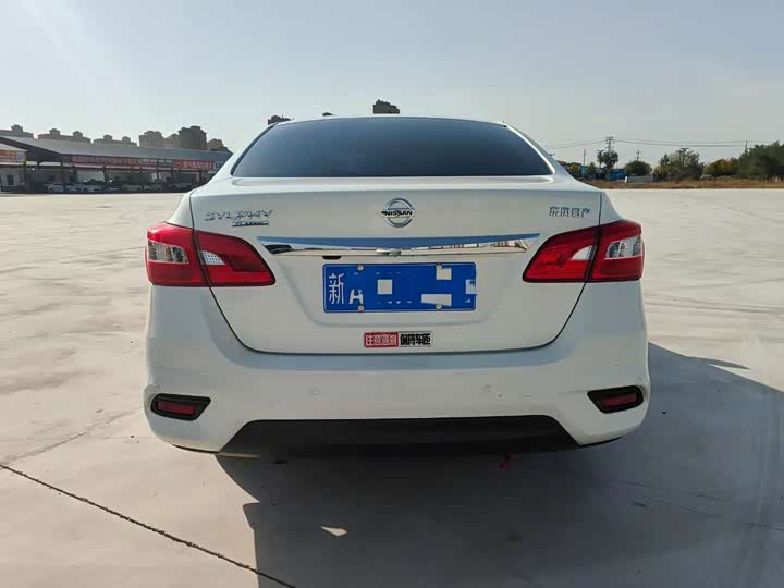 Фото 8 - Nissan Sylphy
