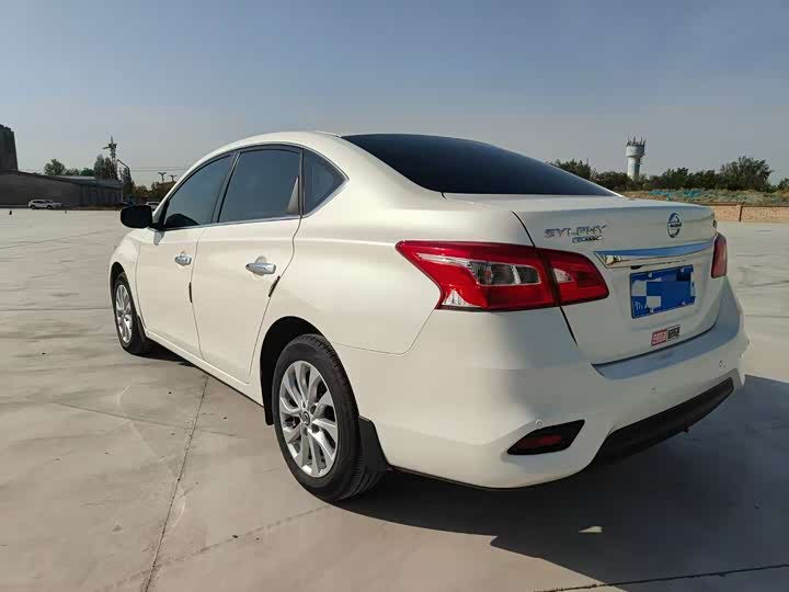 Фото 9 - Nissan Sylphy