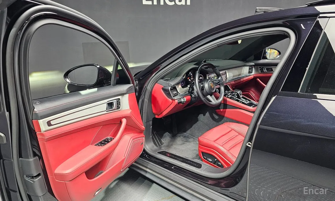 Фото 10 - Porsche Panamera