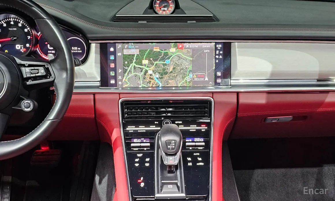 Фото 13 - Porsche Panamera