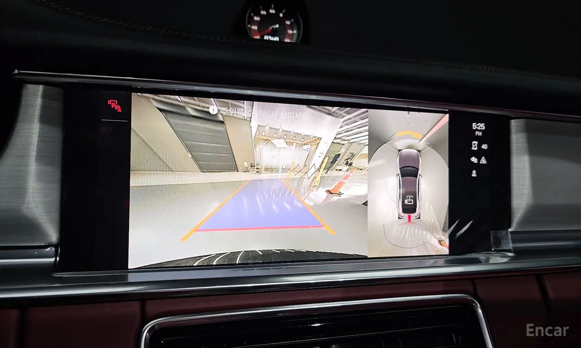 Фото 14 - Porsche Panamera