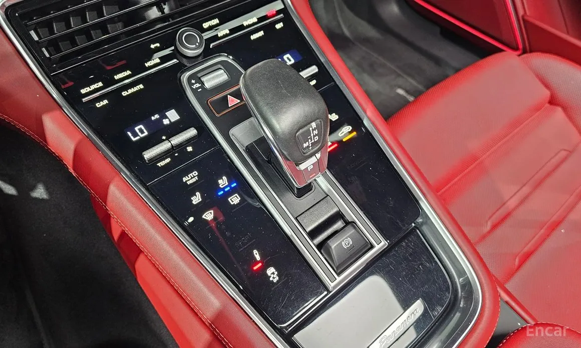 Фото 9 - Porsche Panamera