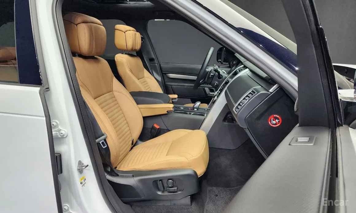 Фото 11 - Land Rover Discovery