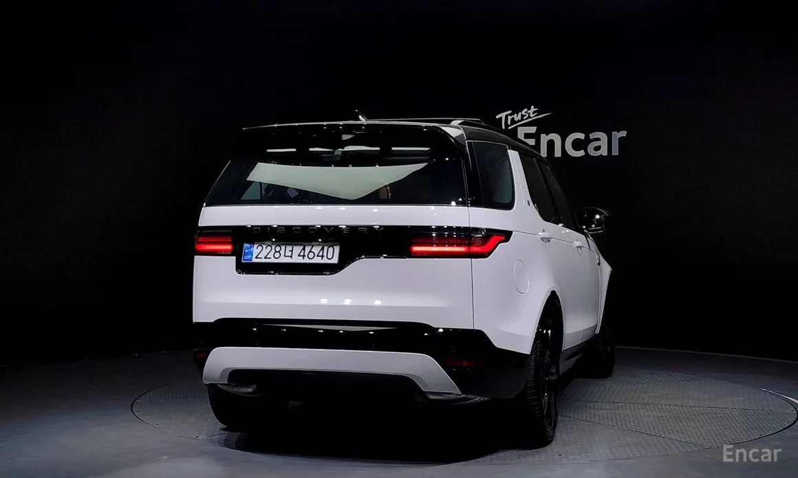 Фото 4 - Land Rover Discovery