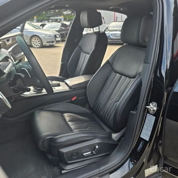 Фото 10 - Audi A6