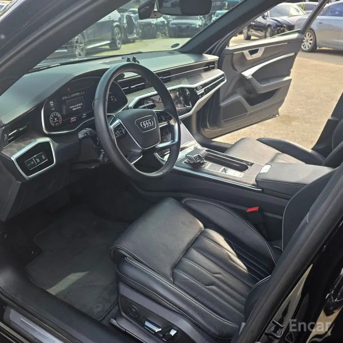 Фото 8 - Audi A6