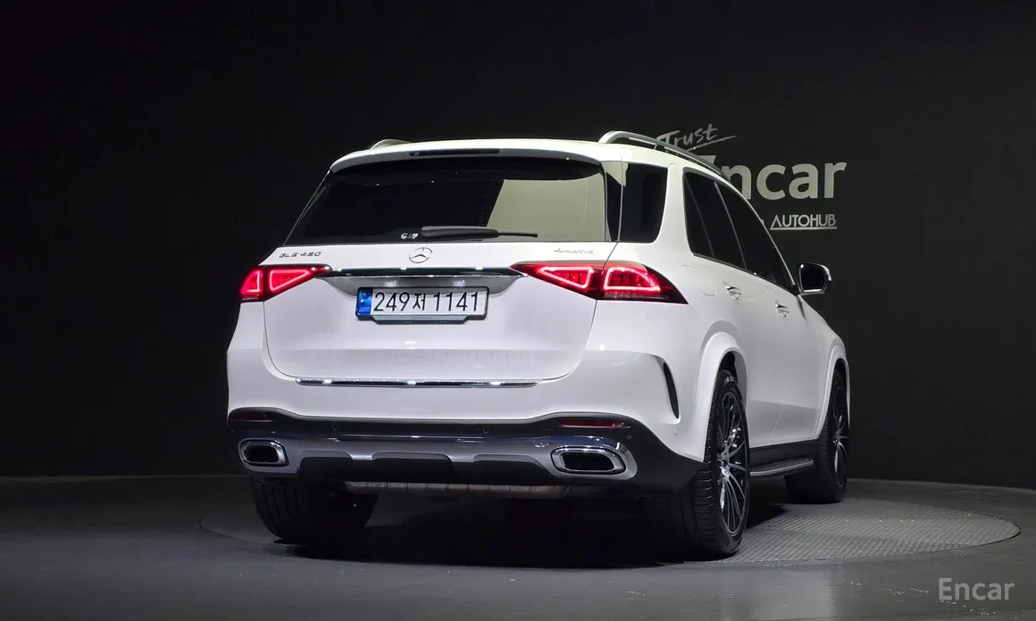 Фото 4 - Mercedes-Benz GLE-Class