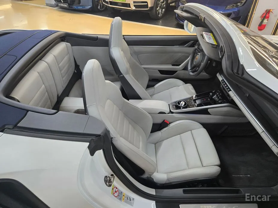 Photo 11 - Porsche 911