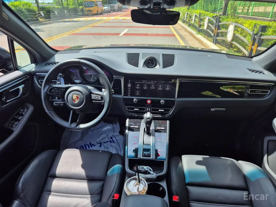 Фото 9 - Porsche Macan