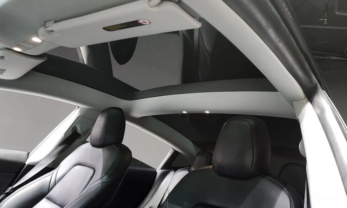 Фото 19 - Tesla Model 3