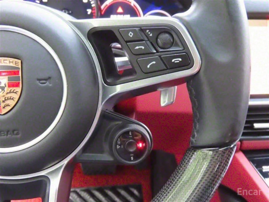 Фото 15 - Porsche Cayenne