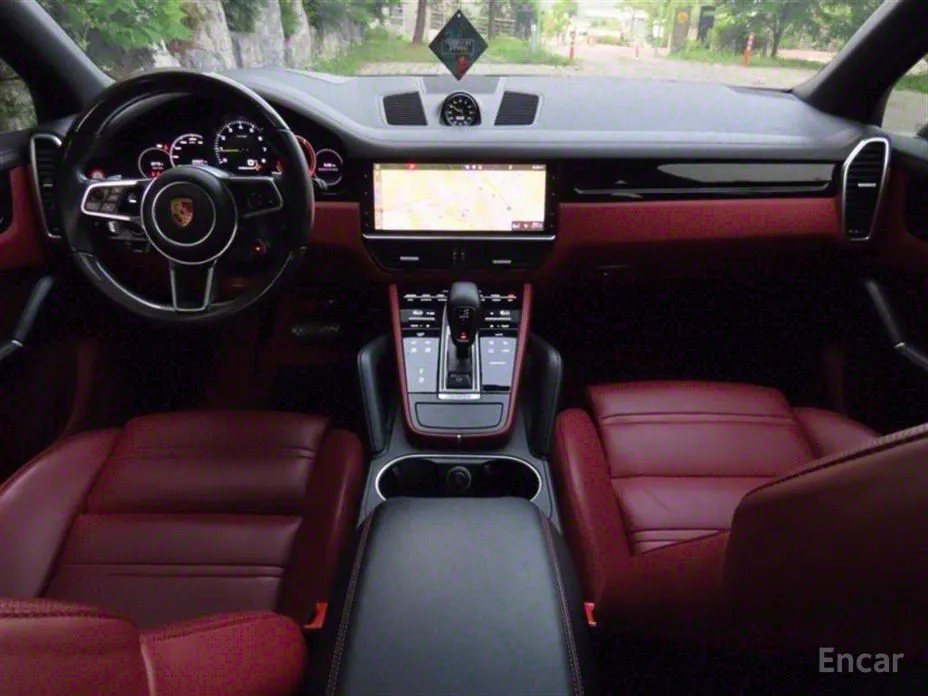 Фото 18 - Porsche Cayenne