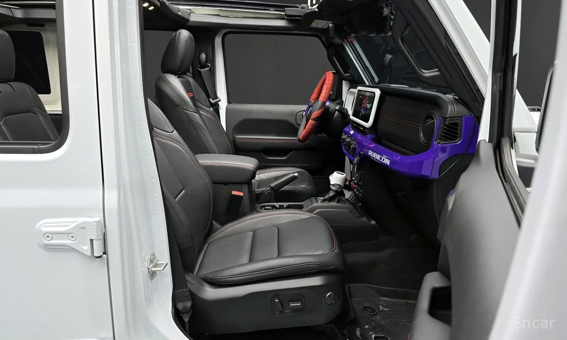 Фото 12 - Jeep Wrangler