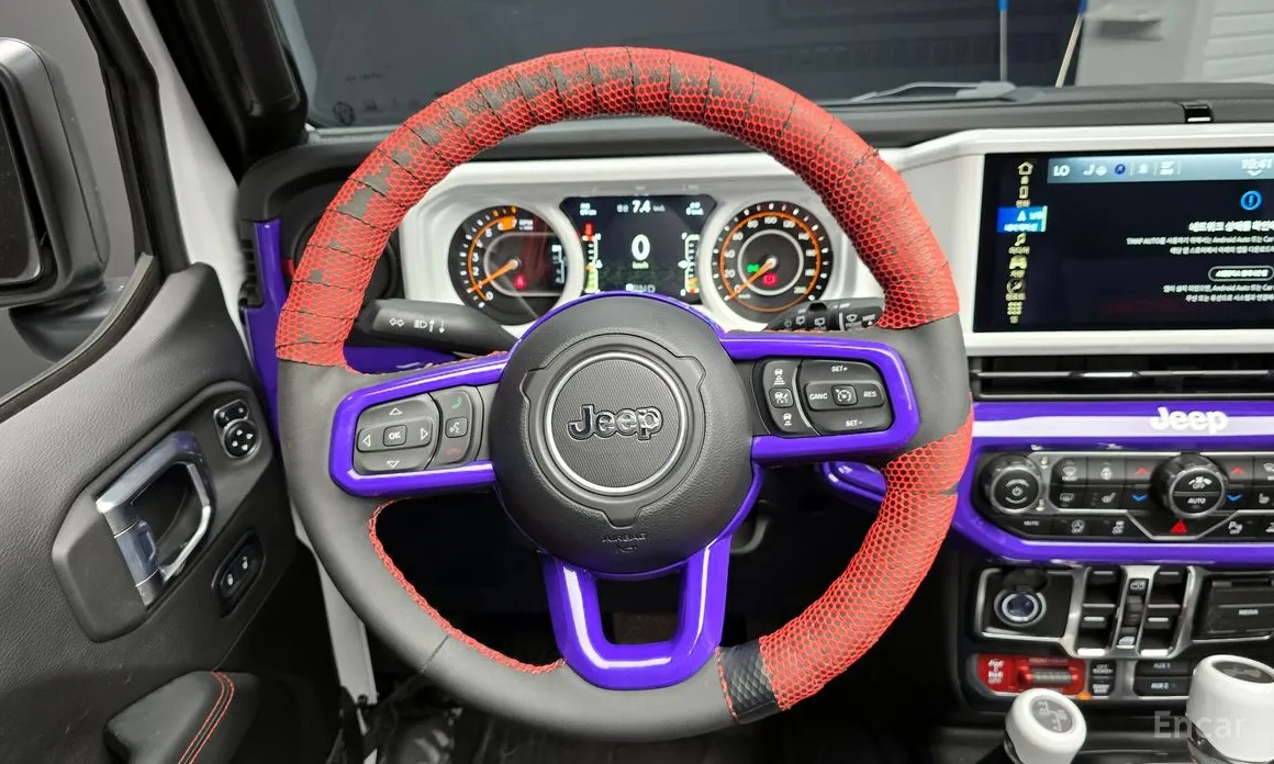 Фото 13 - Jeep Wrangler