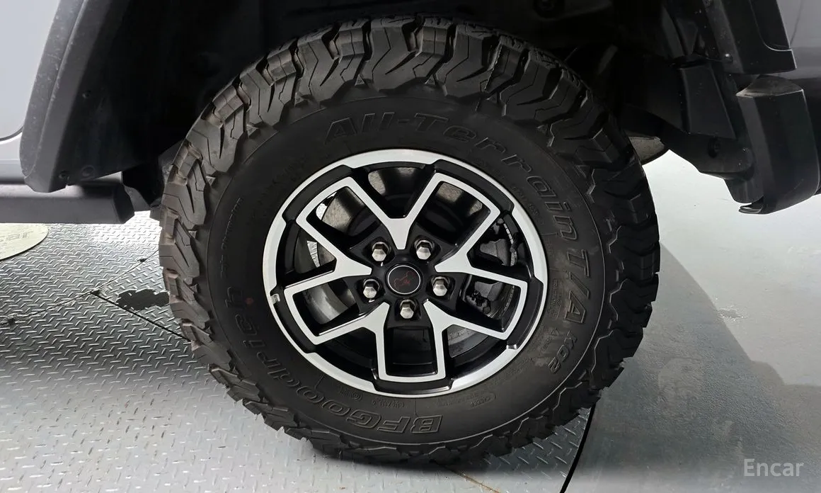 Фото 5 - Jeep Wrangler