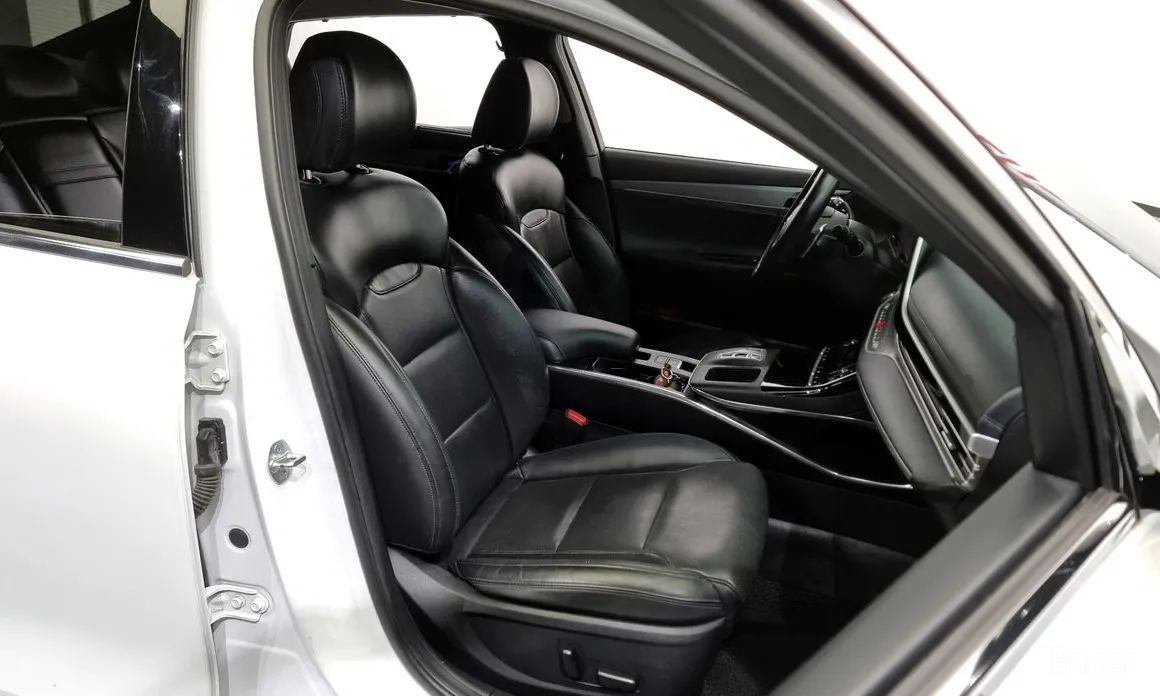 Фото 11 - Hyundai Grandeur