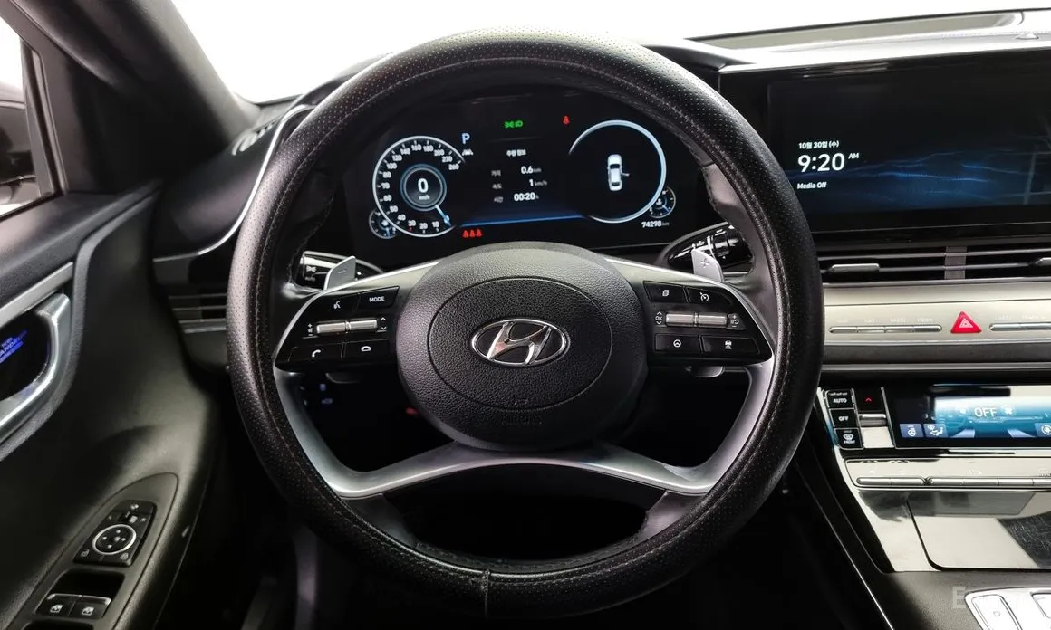 Фото 13 - Hyundai Grandeur
