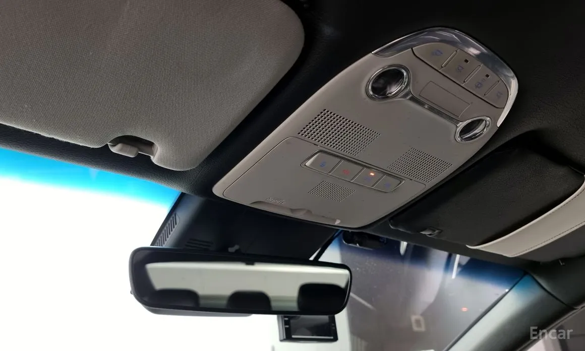 Фото 14 - Hyundai Grandeur