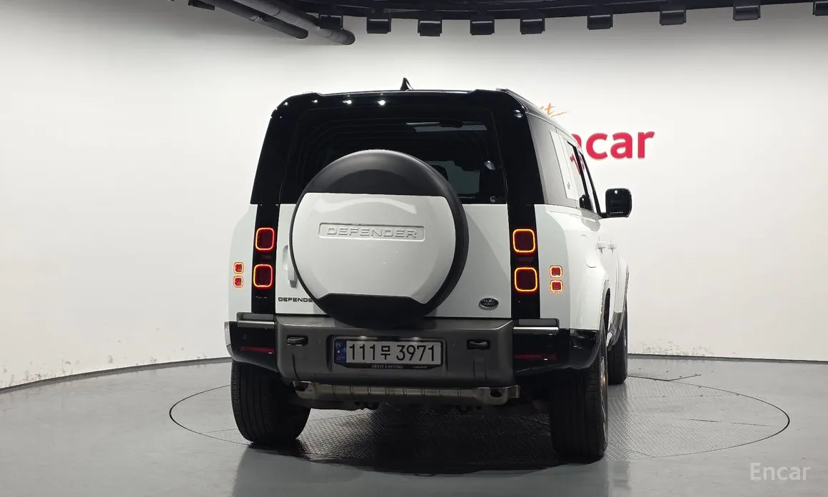 Фото 4 - Land Rover Defender