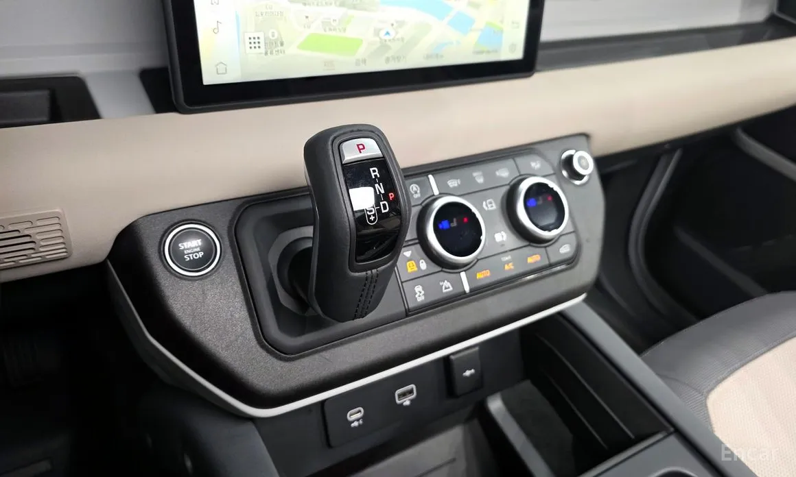 Фото 9 - Land Rover Defender