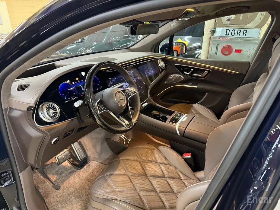 Фото 10 - Mercedes-Benz EQS