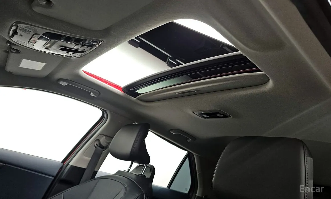 Фото 17 - Kia Niro