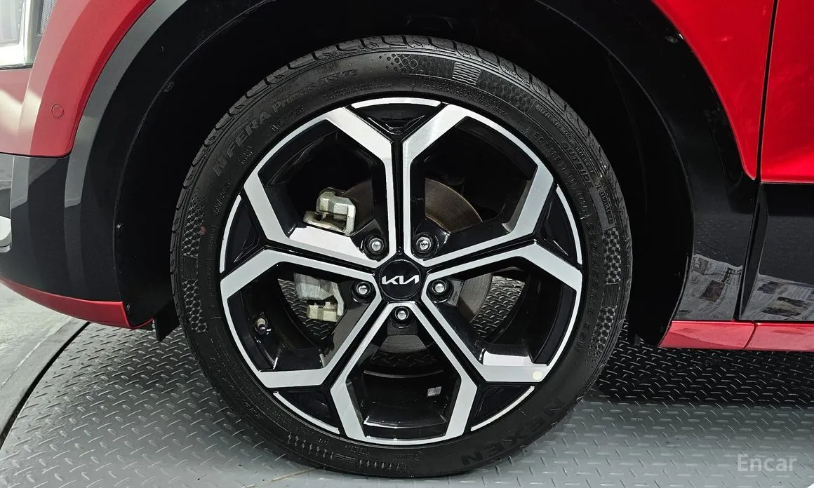 Фото 5 - Kia Niro