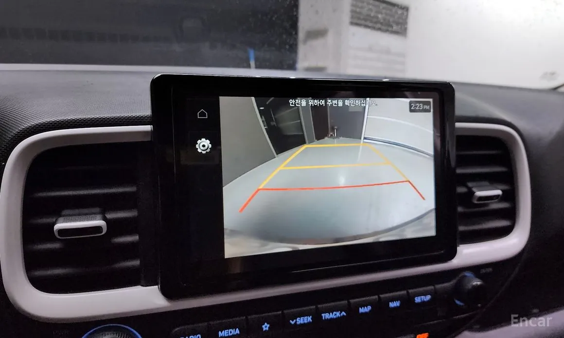 Фото 15 - Hyundai Venue