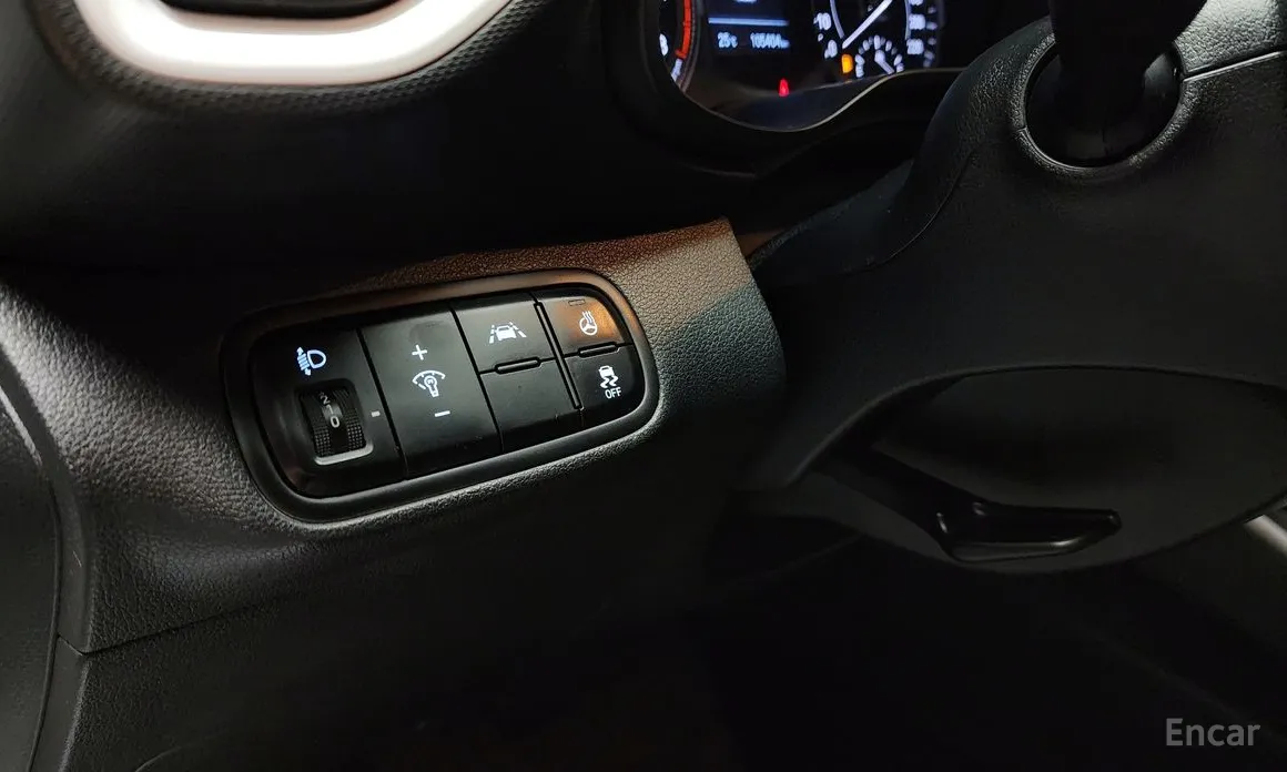 Фото 16 - Hyundai Venue