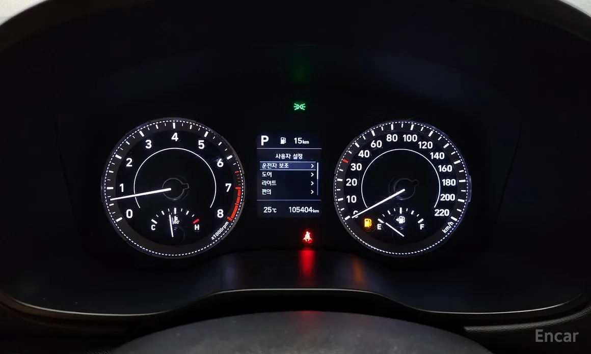 Фото 8 - Hyundai Venue