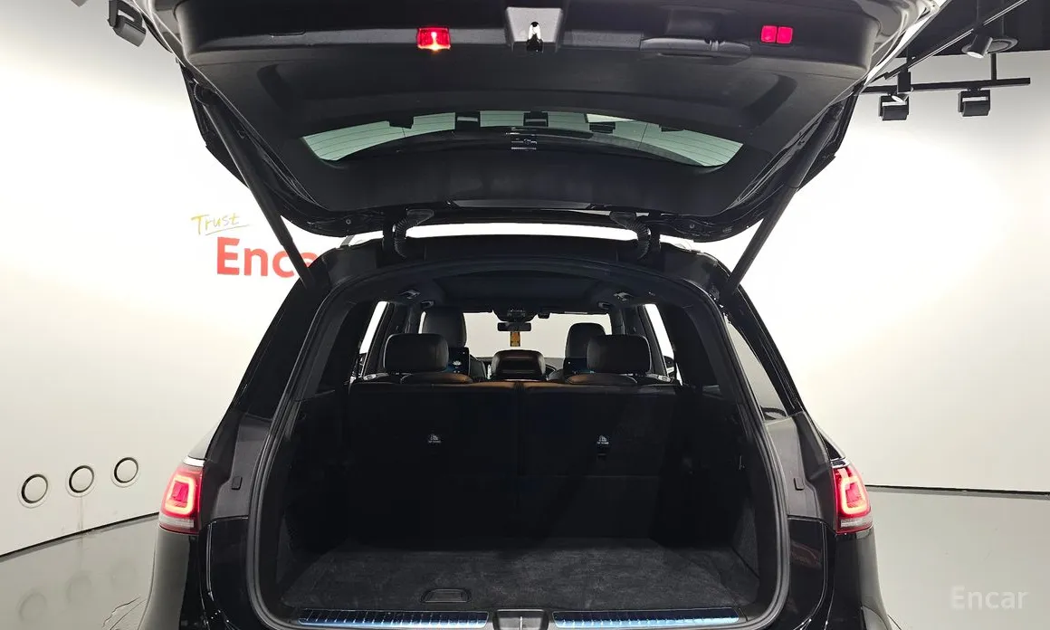 Фото 20 - Mercedes-Benz GLS-Class