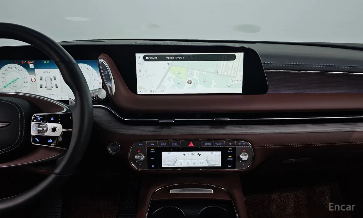 Фото 13 - Genesis G90