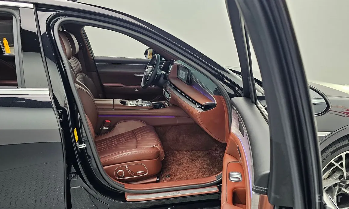 Фото 16 - Genesis G90