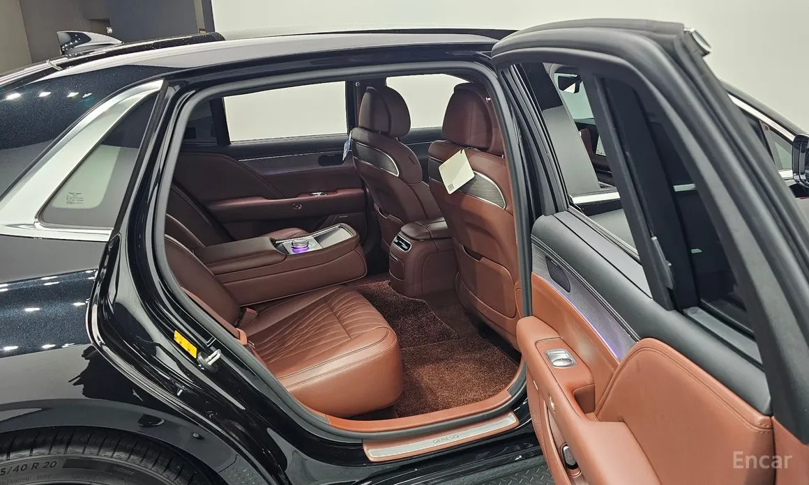 Фото 17 - Genesis G90