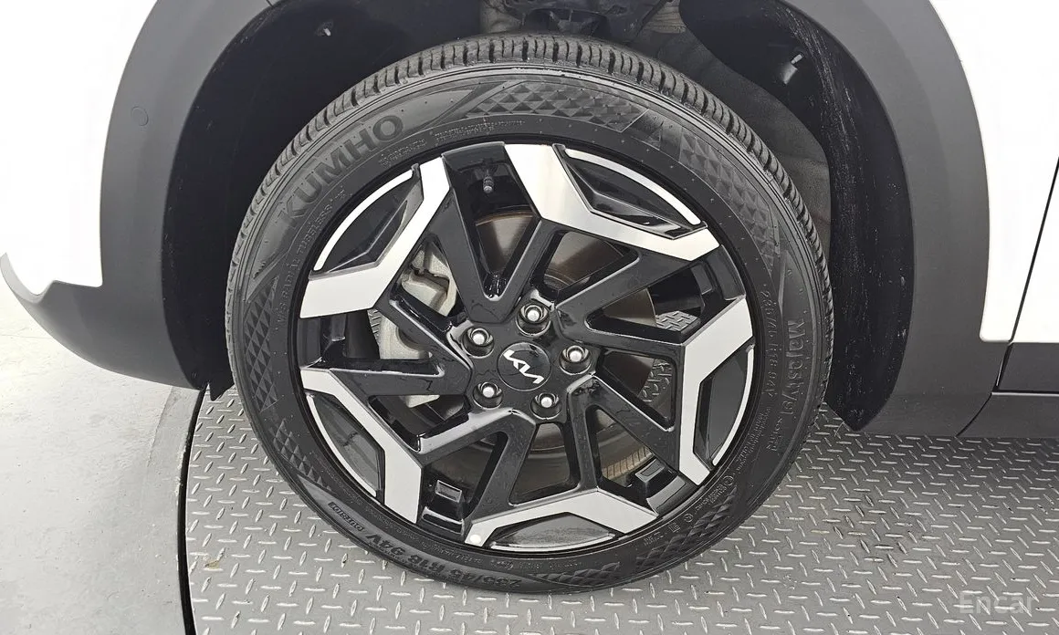 Фото 5 - Kia Seltos