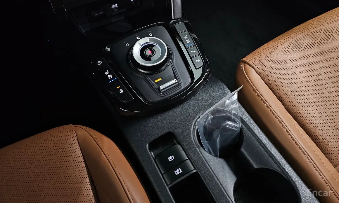 Фото 9 - Kia Seltos