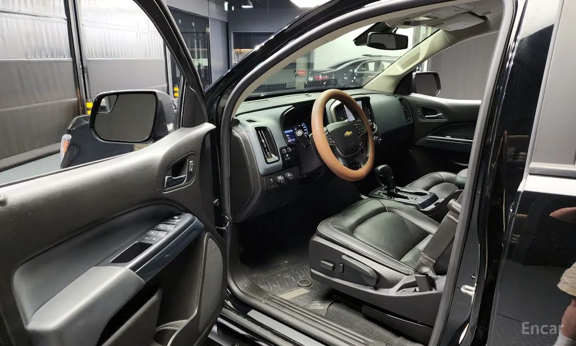 Фото 10 - Chevrolet Colorado