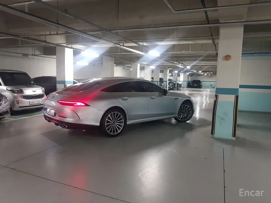 Фото 2 - Mercedes-Benz AMG GT